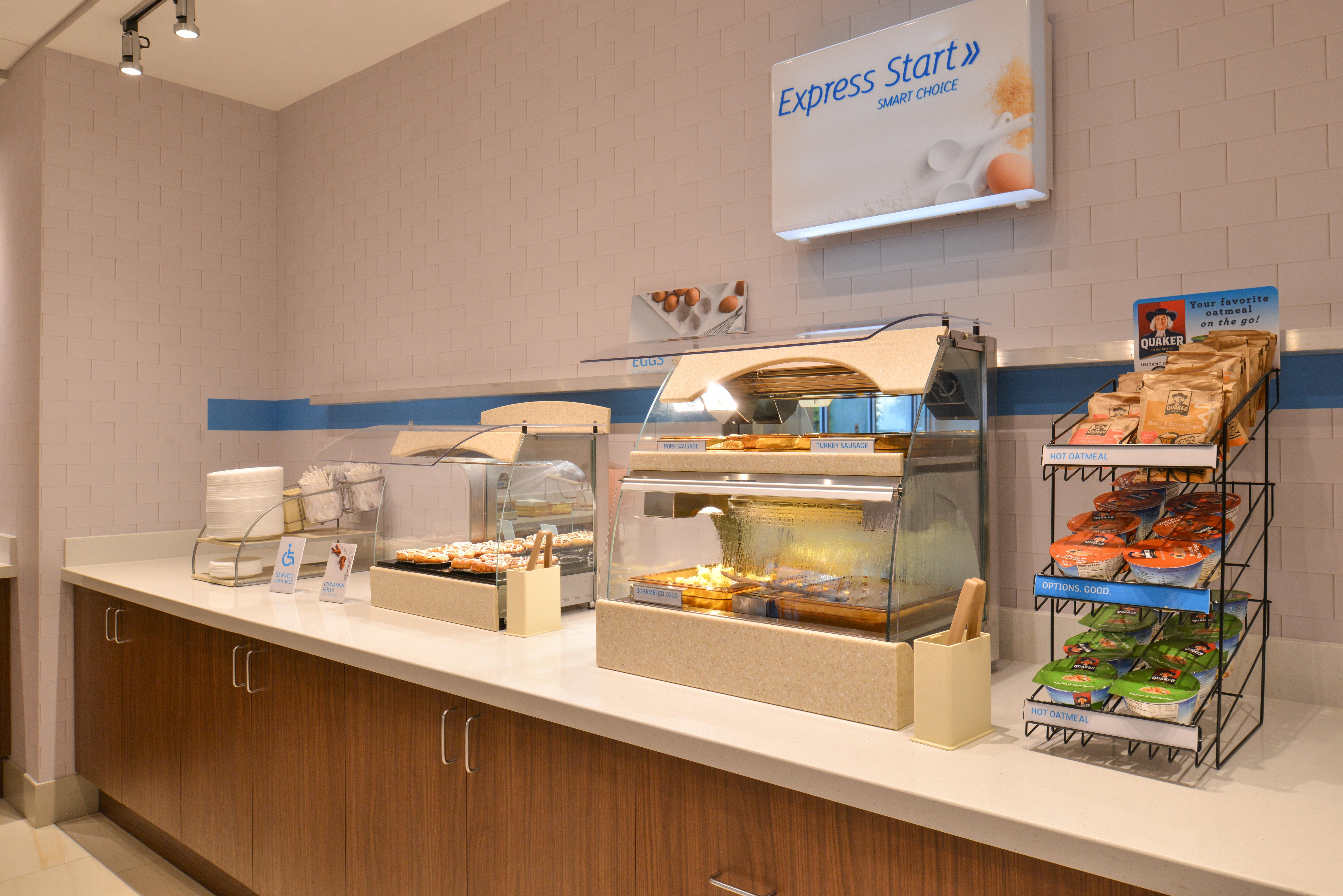 Holiday Inn Express & Suites Omaha Airport By Ihg Carter Lake Exterior foto