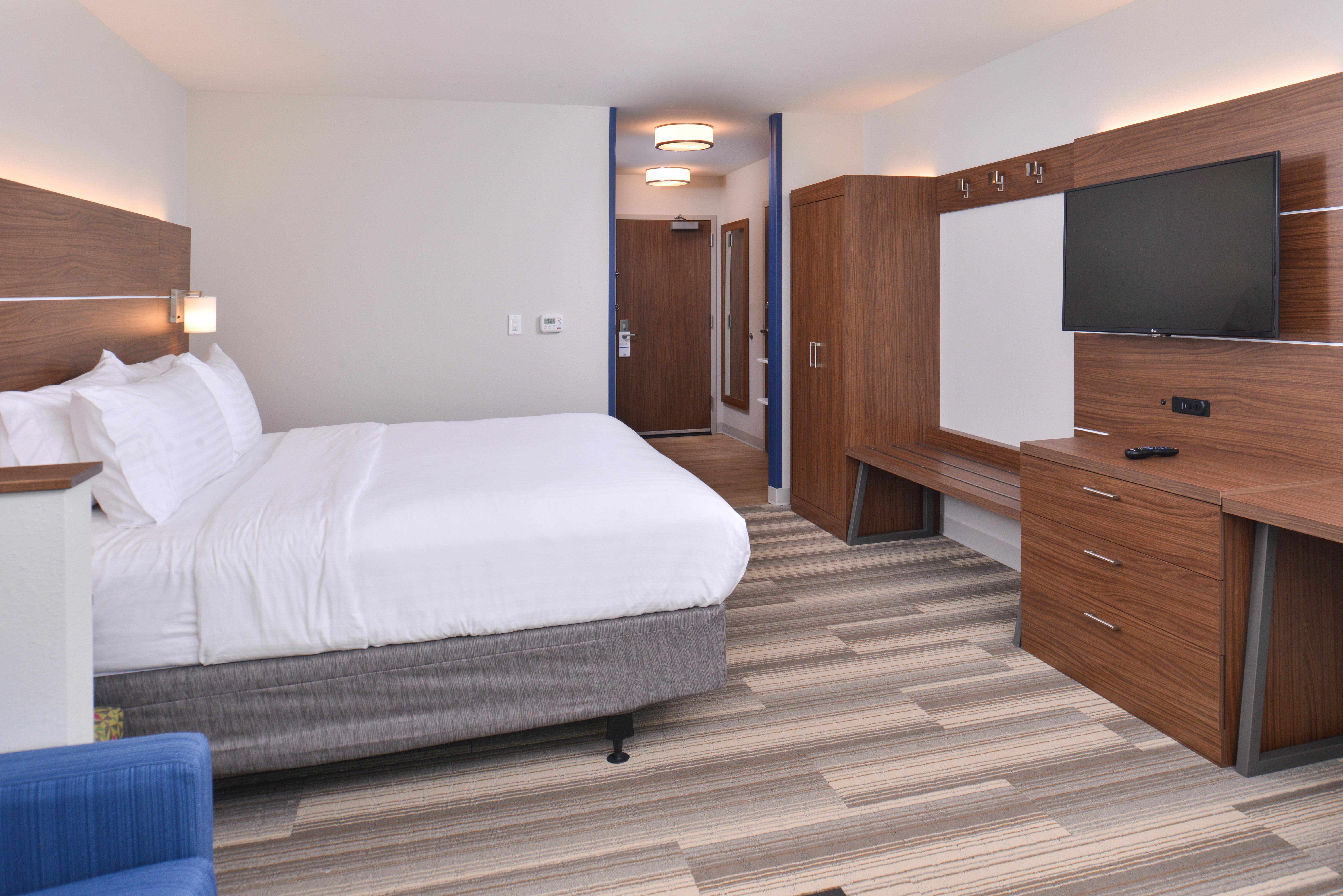 Holiday Inn Express & Suites Omaha Airport By Ihg Carter Lake Exterior foto