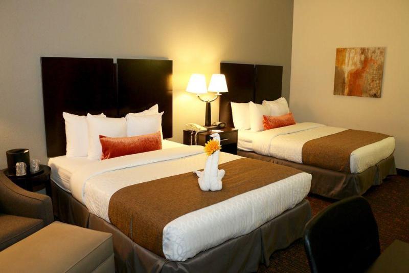 Holiday Inn Express & Suites Omaha Airport By Ihg Carter Lake Exterior foto